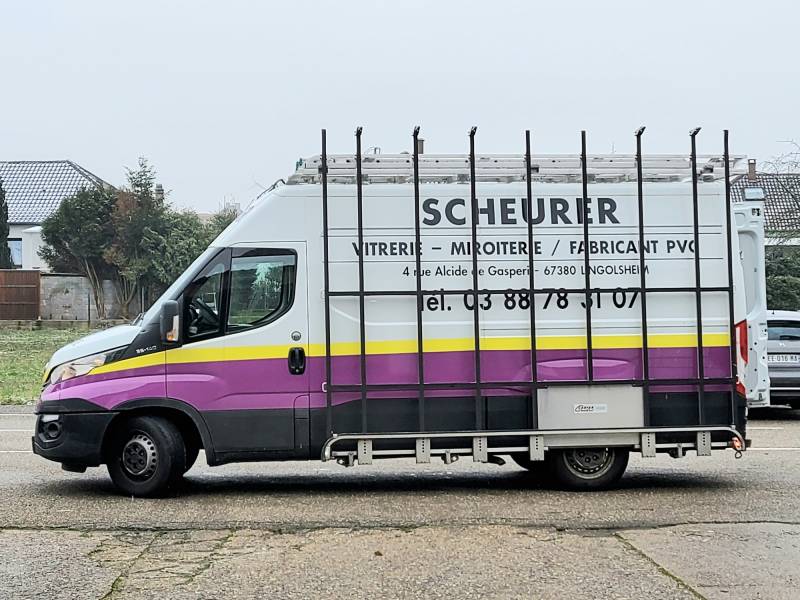 La Vitrerie Scheurer à Lingolsheim réalise la pose et le remplacement de vos vitrages sur mesure en Alsace