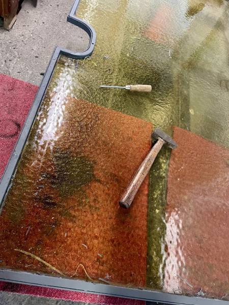 Remplacement sur mesure de verre cathédrale à Holtzheim par votre vitrier de l’Eurométropole de Strasbourg