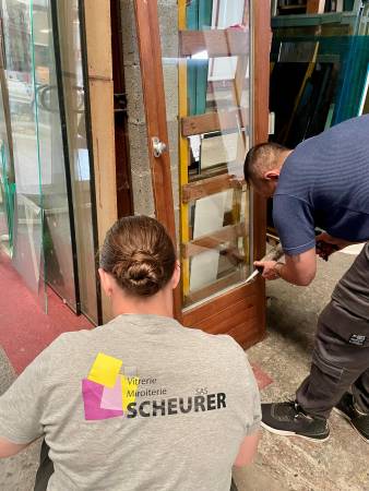 Notre zone d'activité pour ce service Remplacement et pose de vitrine de magasin à